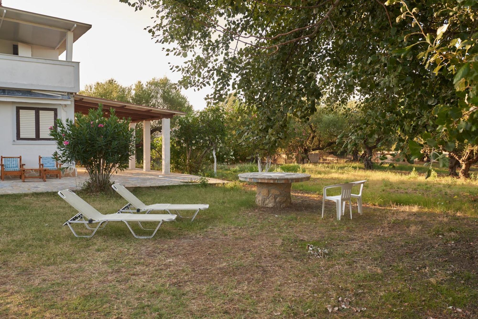 Villa Rania / Zante Drosia Кипсели Экстерьер фото